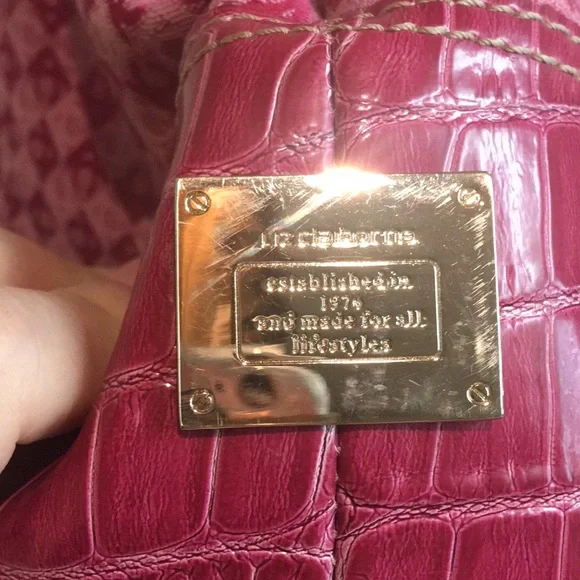 Liz Claiborne Raspberry Pink Crocodile Pattern Handbag - plus Wallet! - Picture 10 of 16